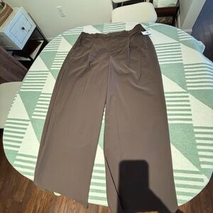 Old Navy Sleektech Brown Pants